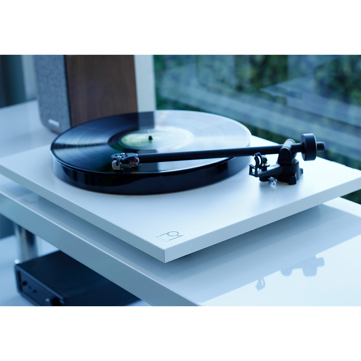 Rega Planar 1 Plus Turntable with Premounted Carbon MM Cartridge (Matte White)